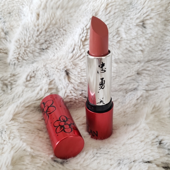 colourpop mulan lipstick